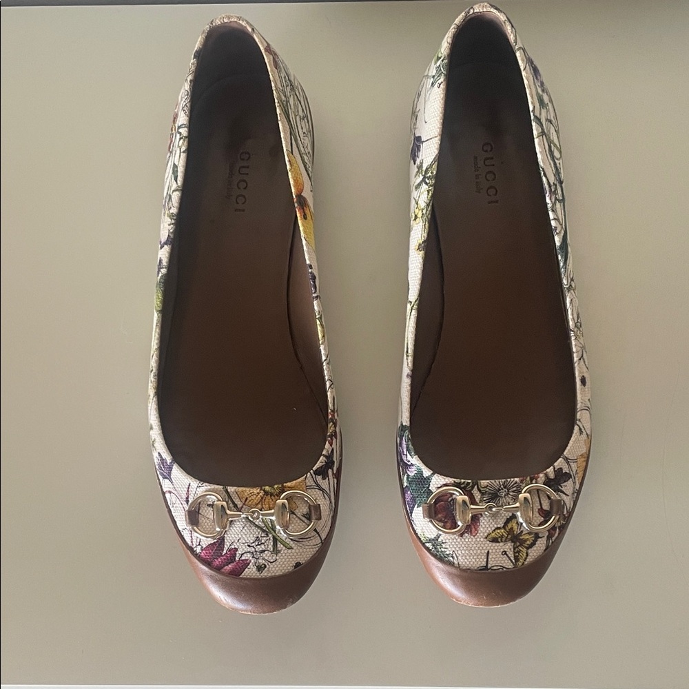 Gucci Flora Ballet Flats size 39